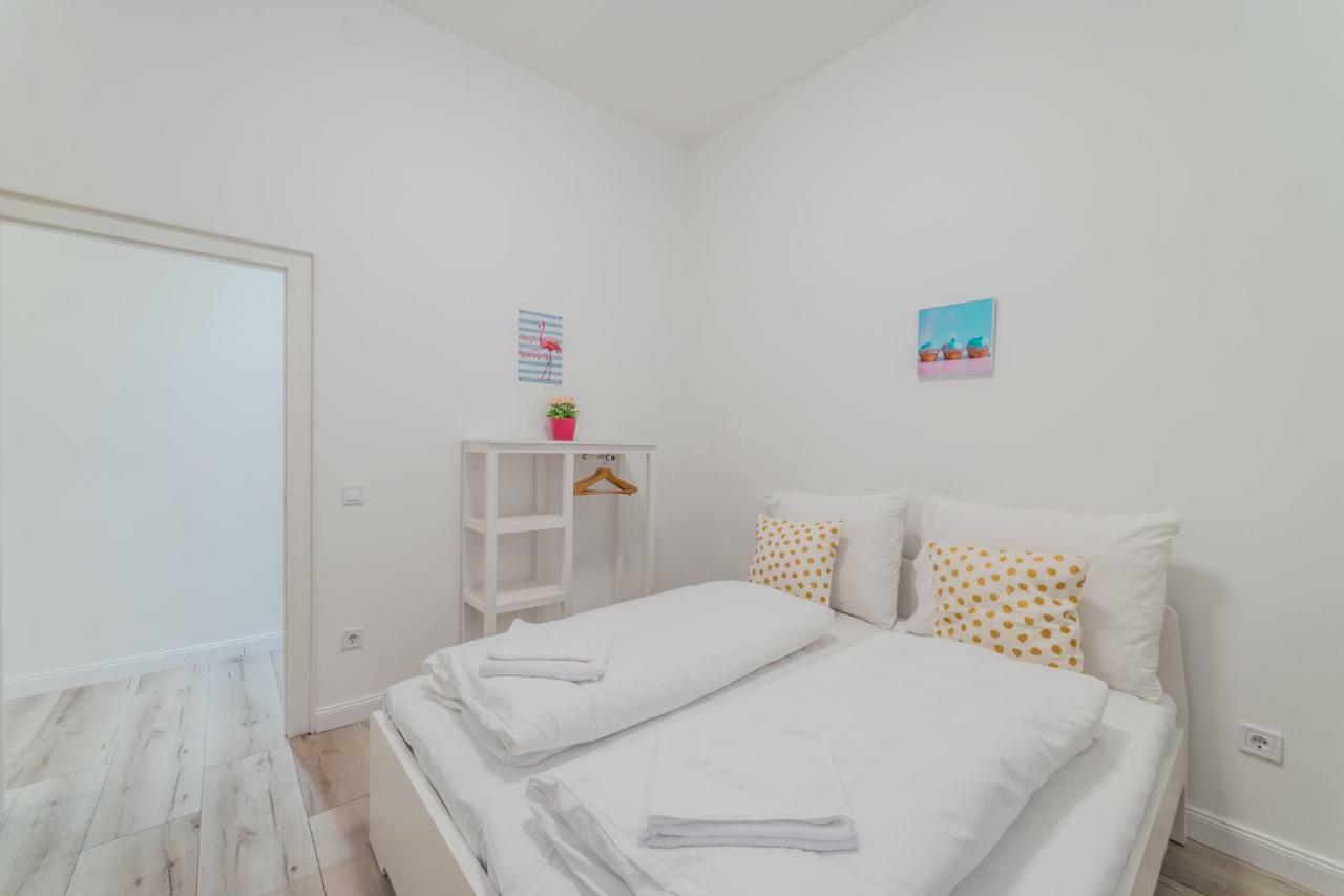 Danubegreen Bright Two Bedroom Apartment Near Margaret Island Будапеща Стая снимка